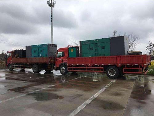 宁陵涂抹密封胶后，需要等待多长时间才能安装水冷式机油散热器密封件？